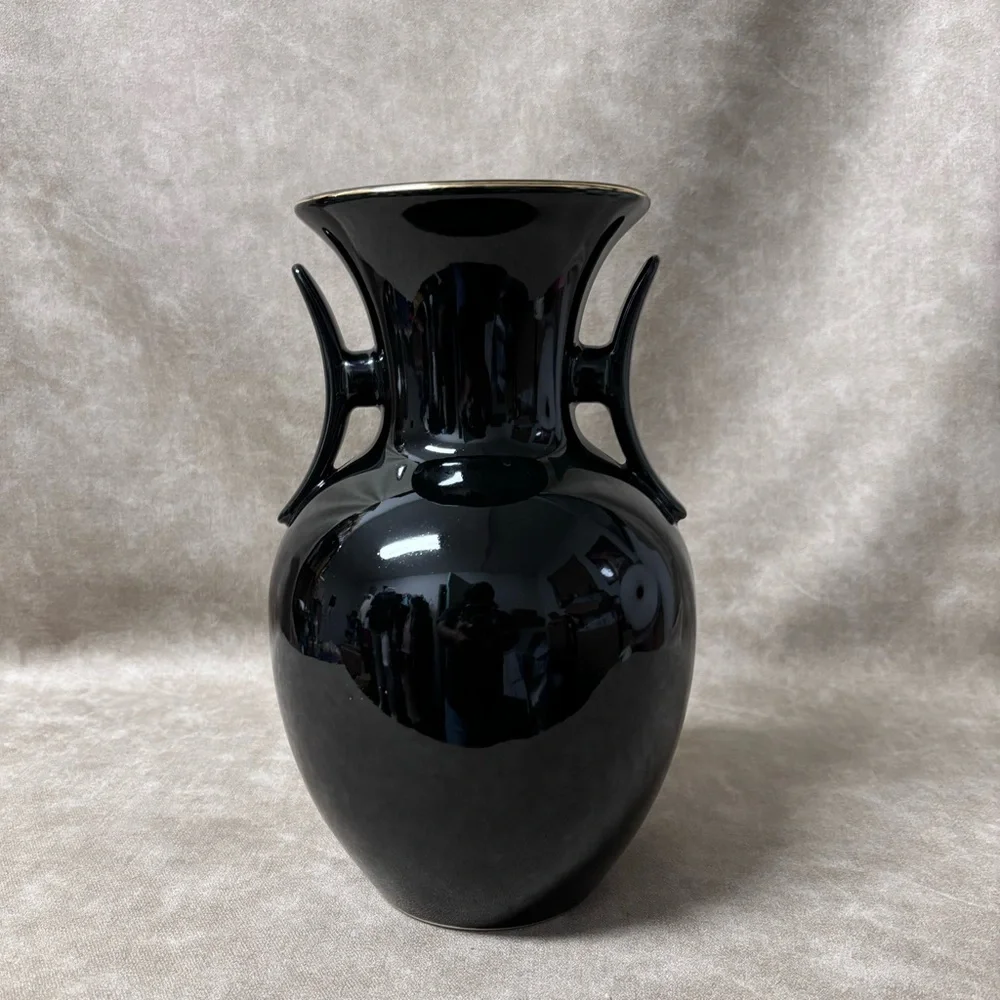 Vintage Made in Japan Black Mini Vase with Hand Painted Flowers *STUNNING*
